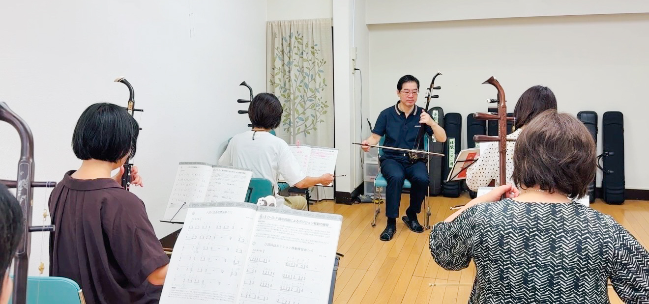 東京SOBOKU二胡スクールレッスン風景